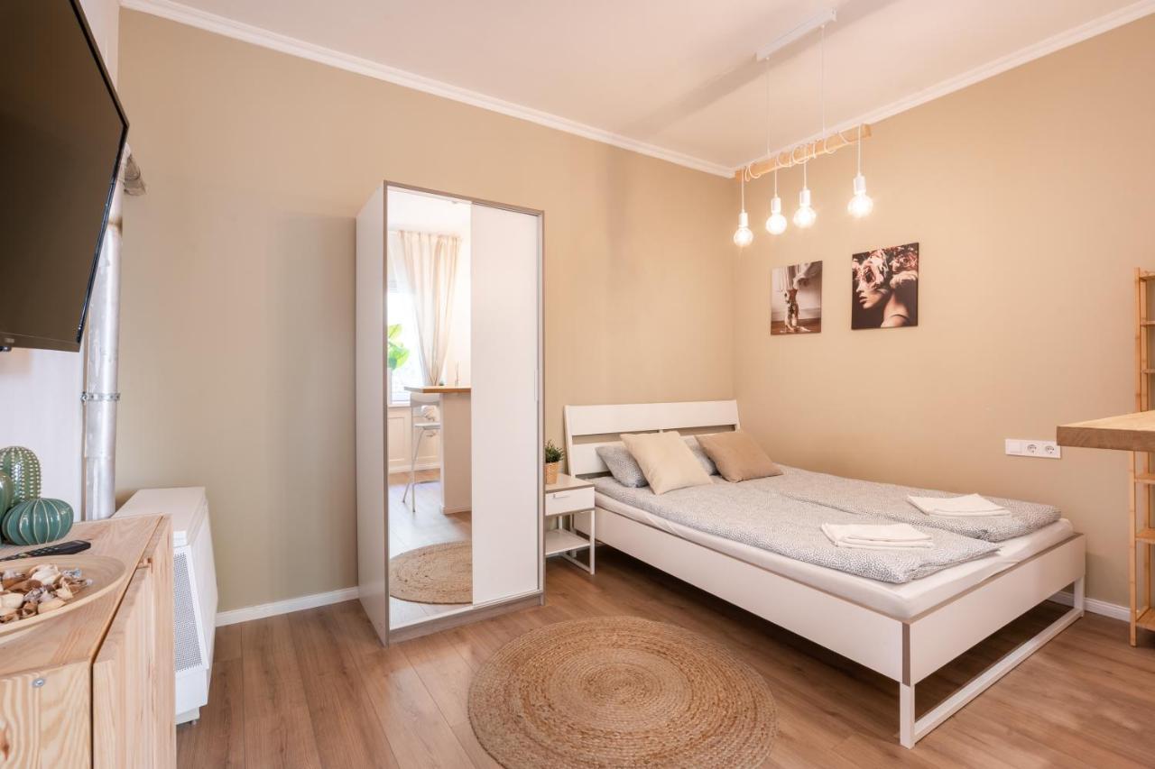 D71 Superior Apartments, Best Location, By Bqa Budapeszt Zewnętrze zdjęcie