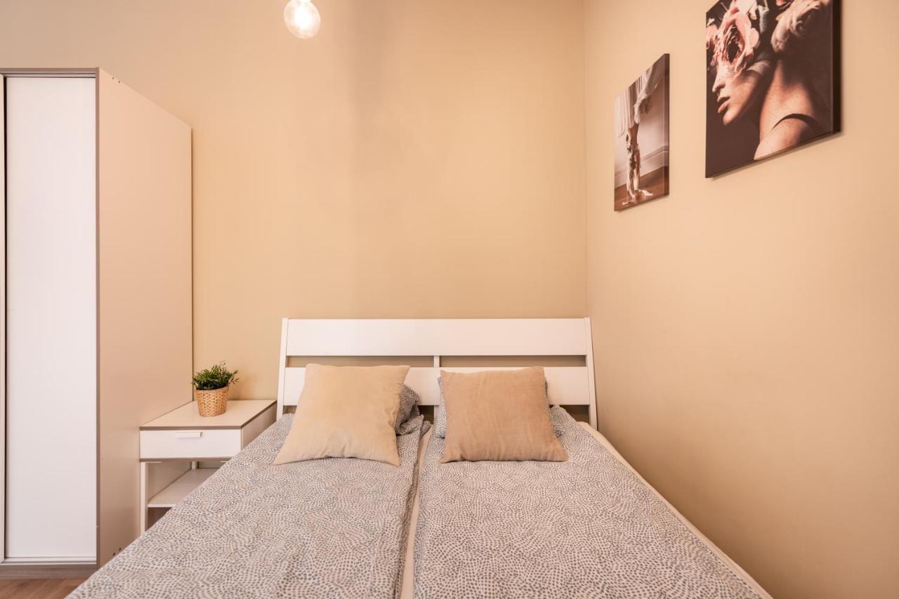 D71 Superior Apartments, Best Location, By Bqa Budapeszt Zewnętrze zdjęcie