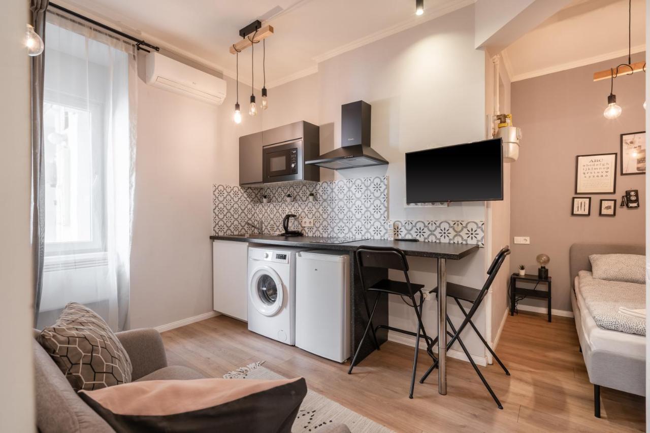 D71 Superior Apartments, Best Location, By Bqa Budapeszt Zewnętrze zdjęcie